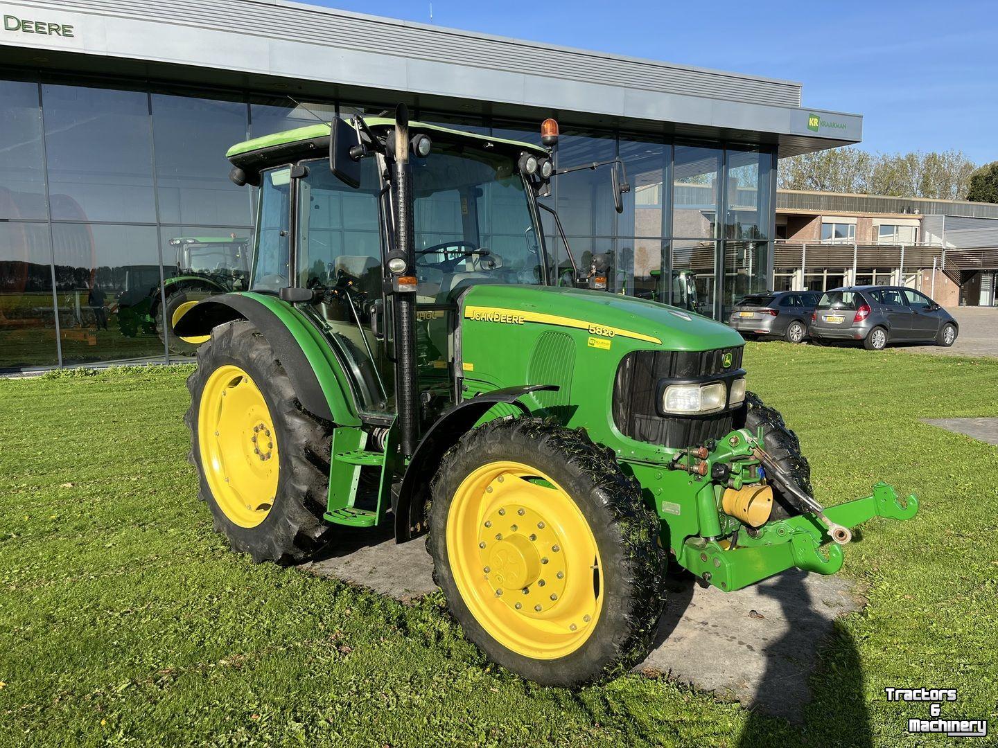 Tracteur John Deere 5820