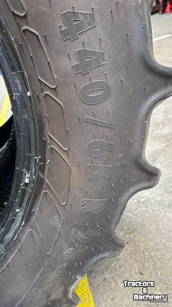 Roues, Pneus, Jantes, Barillets Jumelage Mitas 440/65R28