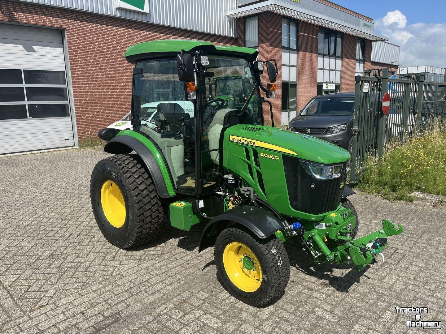 Tracteur pour vignes et vergers John Deere 4066R