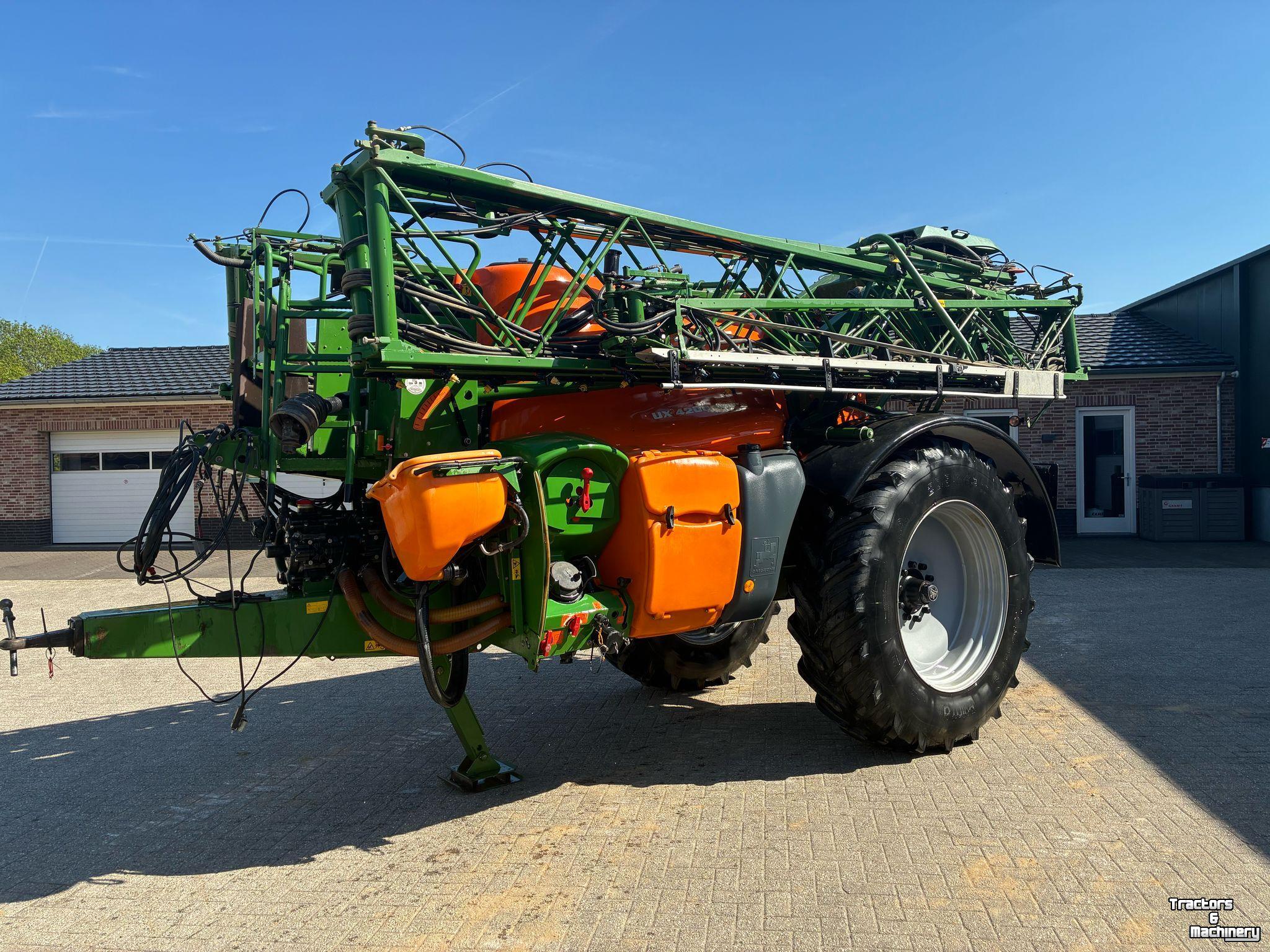 Pulvérisateur Amazone UX 4200-39-3 DCS