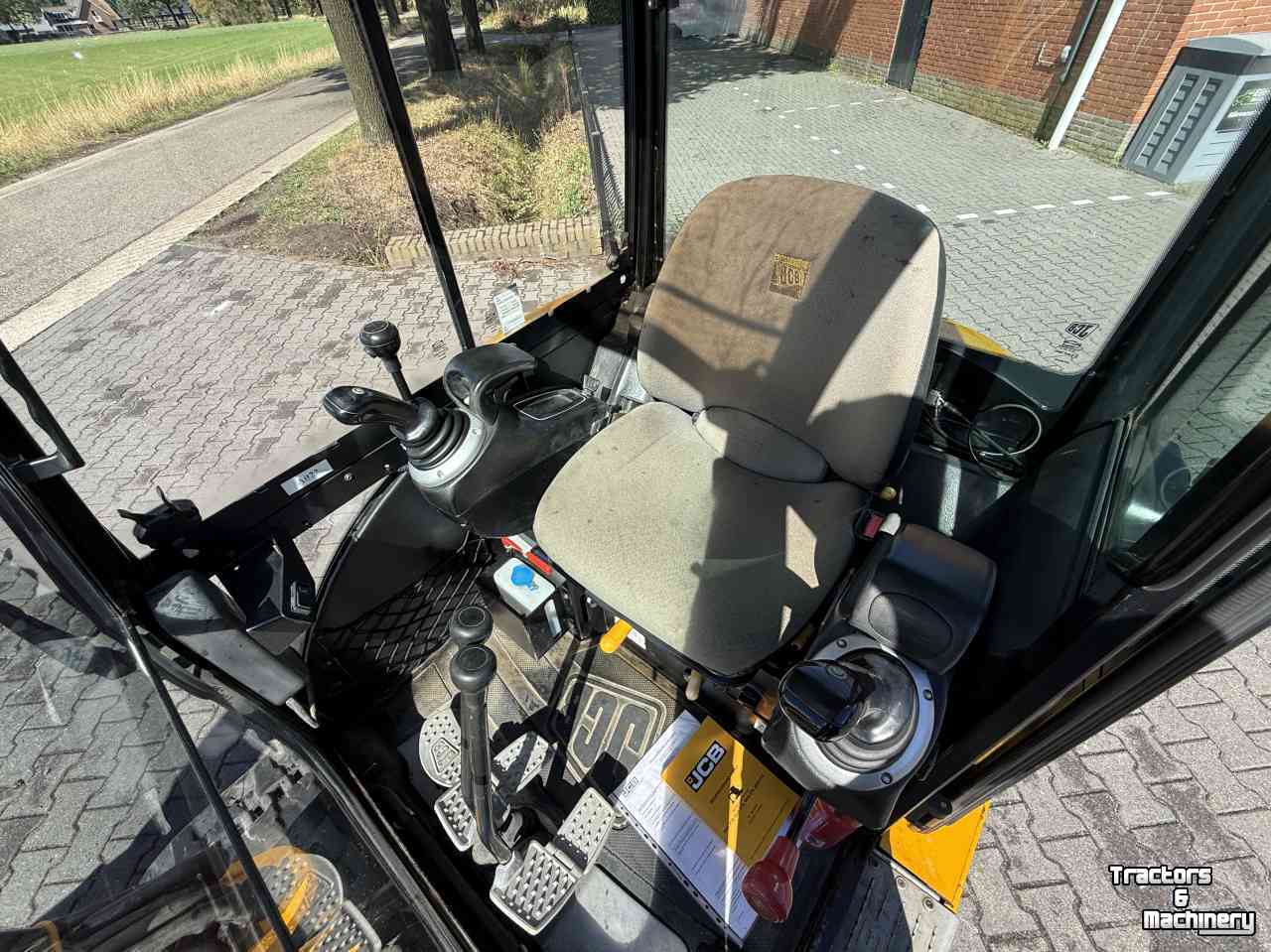 Mini pelleteuse JCB 8026 minigraver