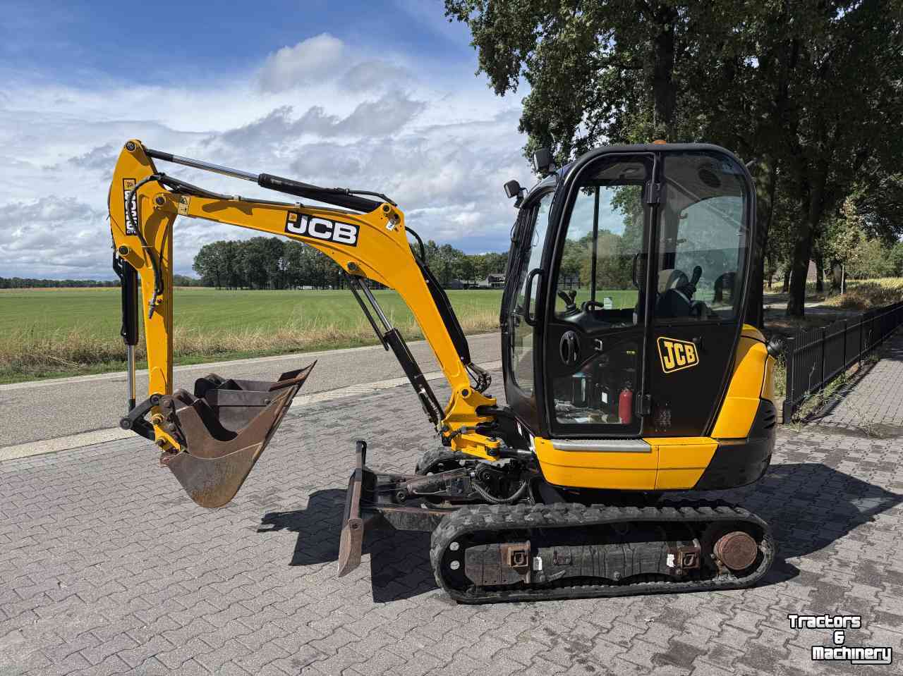 Mini pelleteuse JCB 8026 minigraver