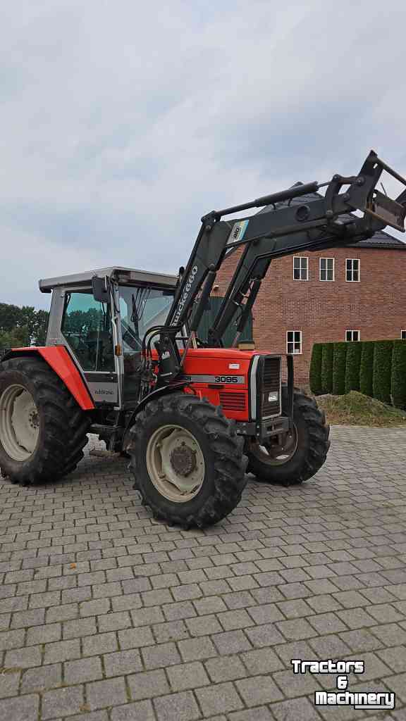 Tracteur Massey Ferguson 3095 met voorlader