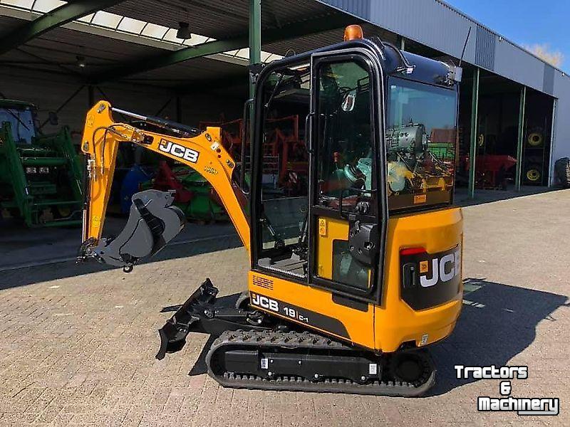 Pelles sur pneus JCB 19C-1 PC