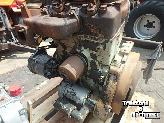 Moteur Holder 2cil 4 takt motor