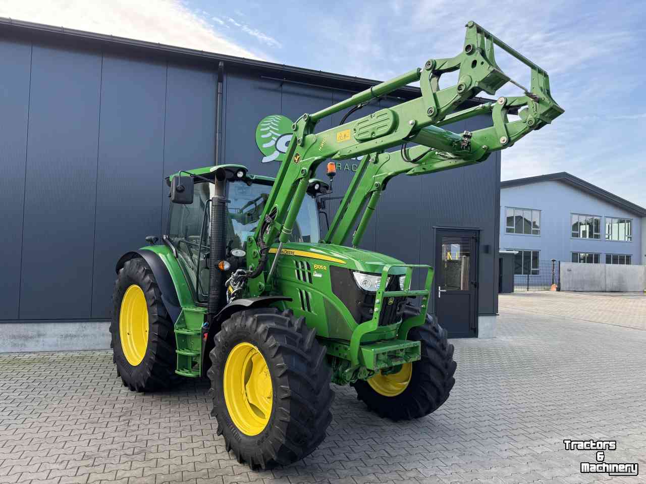 Tracteur John Deere 6105R