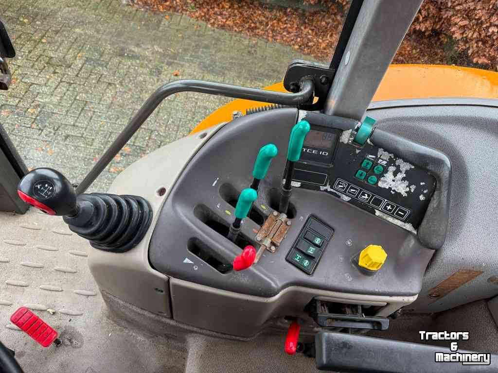Tracteurs Renault 550 RX