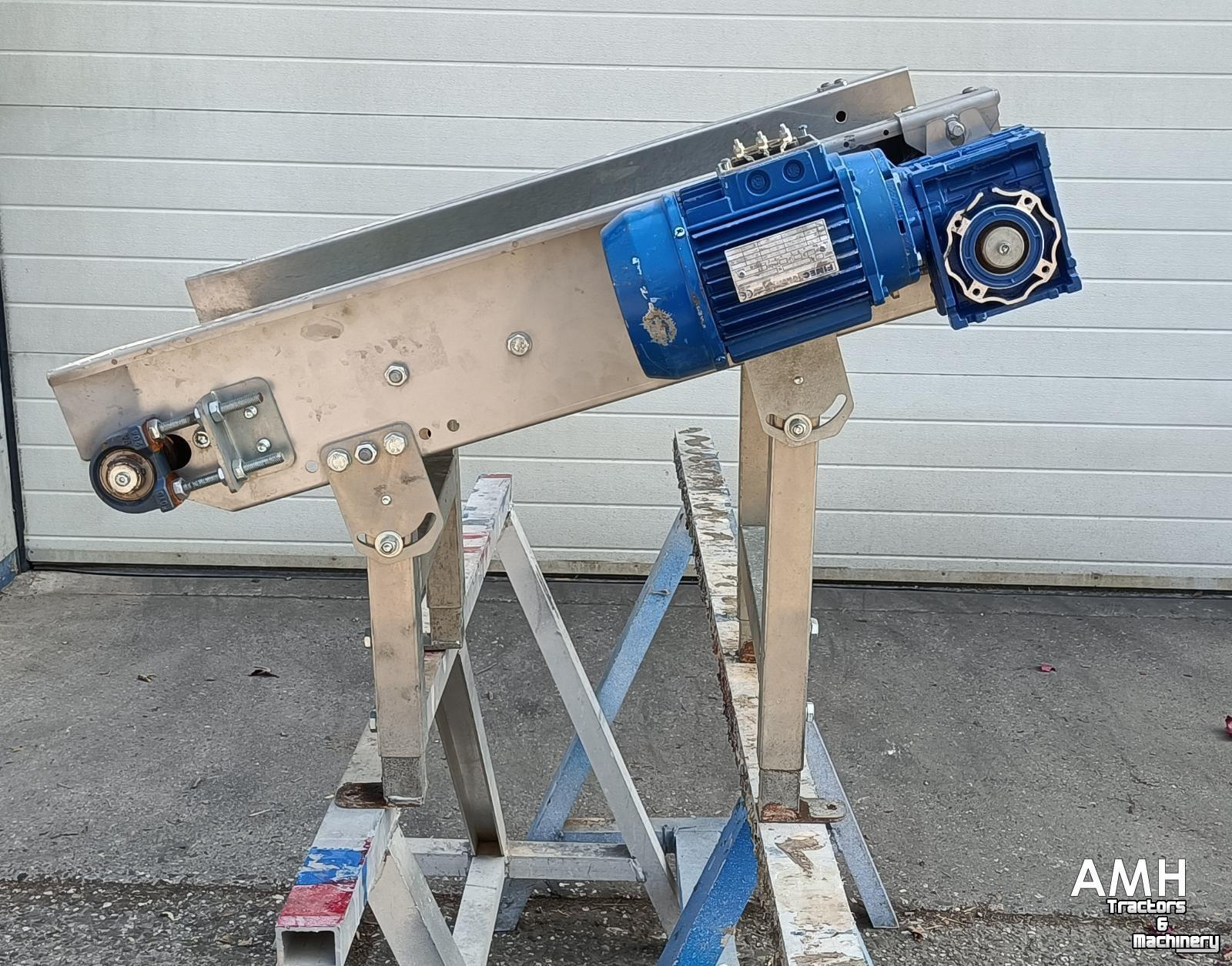 Convoyeur élévateur  Opvoerband 800X400 OPVOERBAND ELEVATOR BELT FÖRDERBAND STEIGBAND