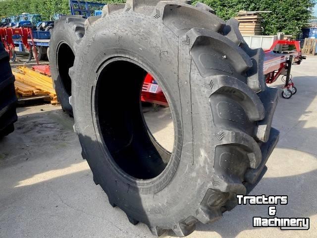 Roues, Pneus, Jantes, Barillets Jumelage Galaxy Set  nieuwe banden 710/70R38