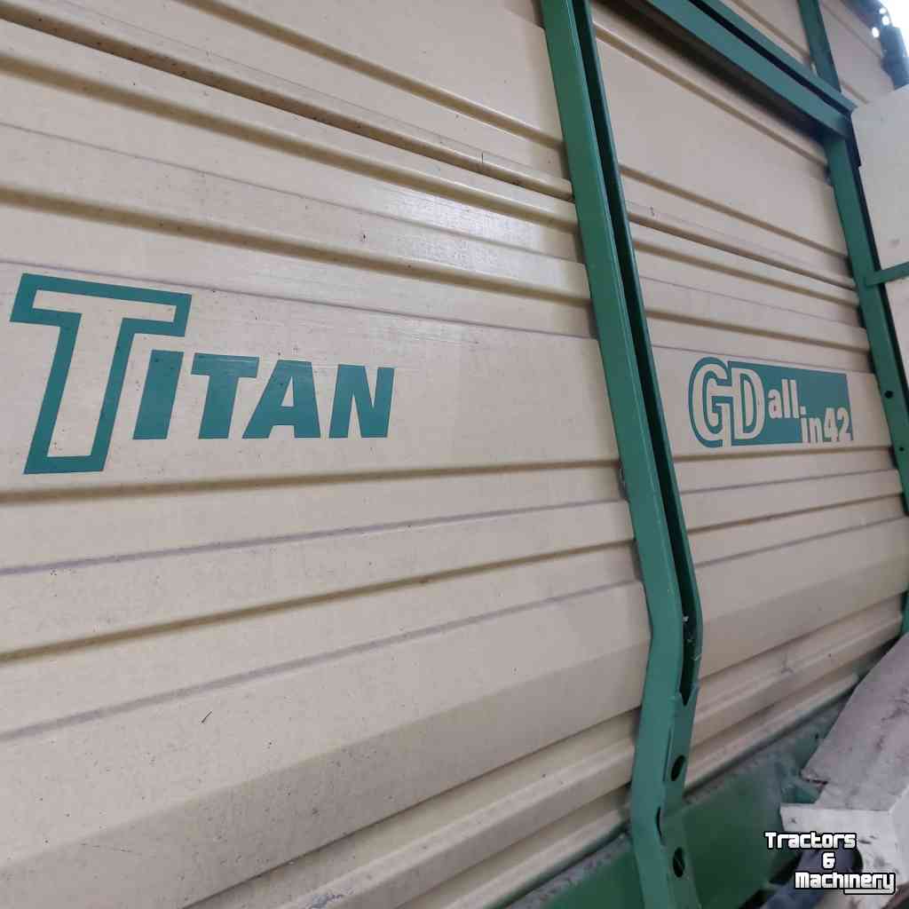 Autochargeuse Krone Titan All In 42 Gd