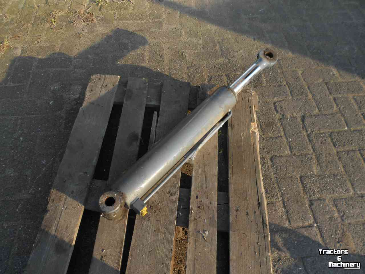 Pièces d‘occasion diverse Giant 451 hefcilinder