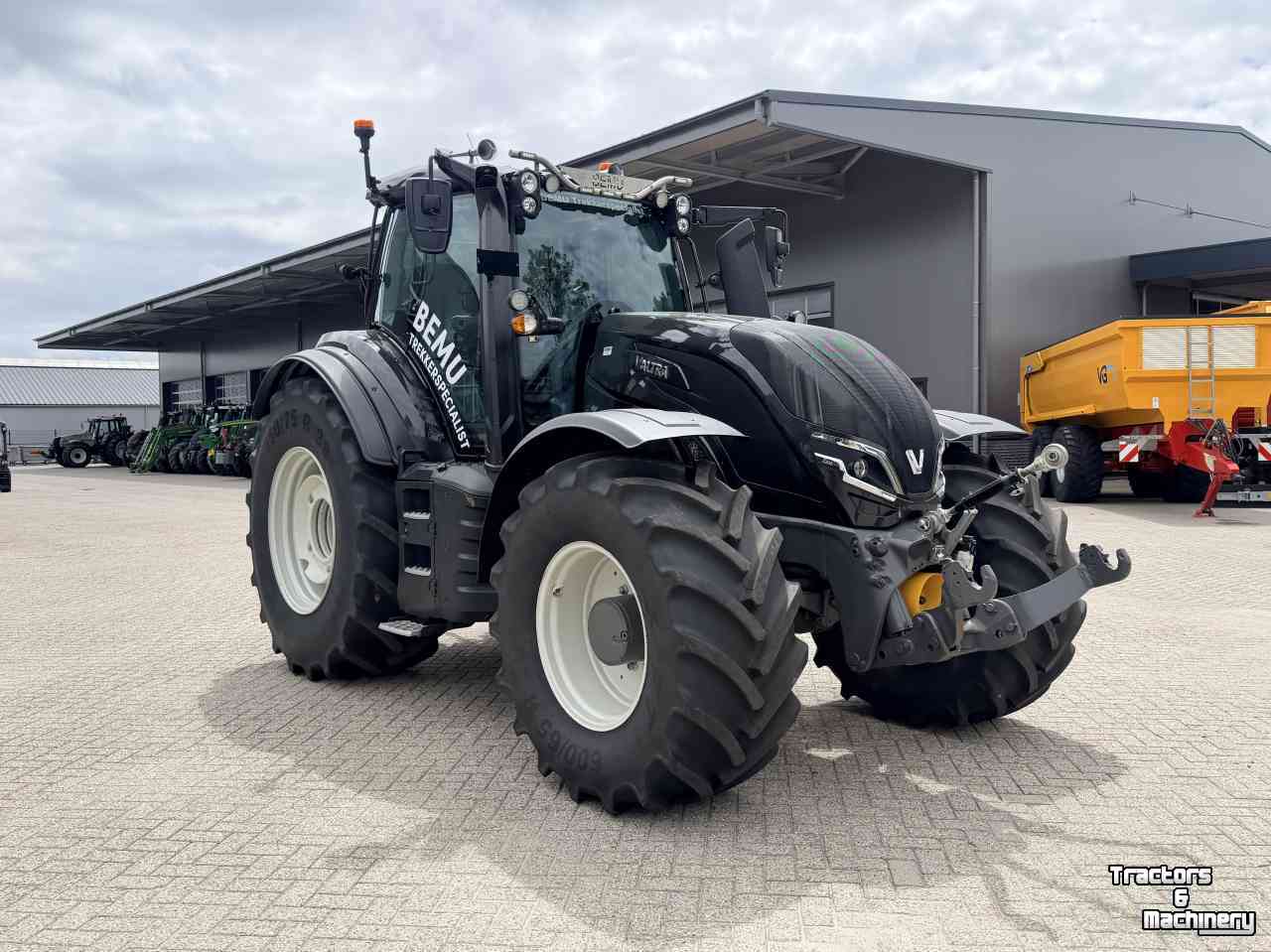 Tracteur Valtra T235 Direct Smart Touch