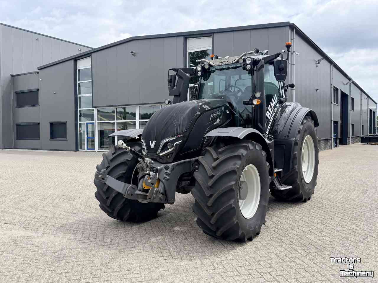 Tracteur Valtra T235 Direct Smart Touch