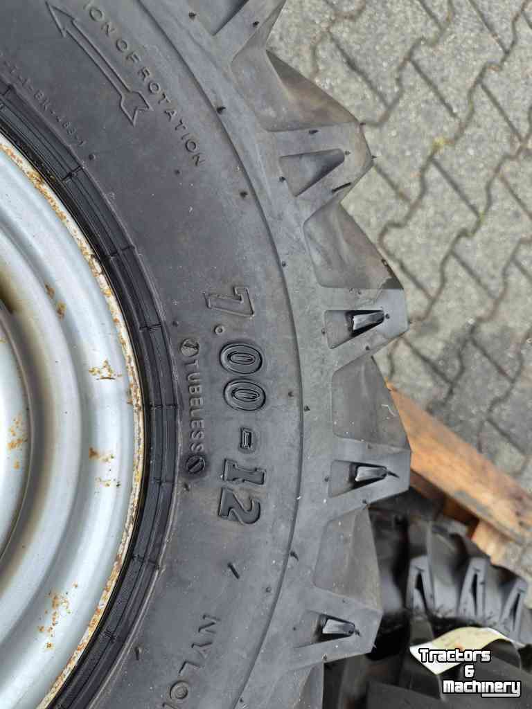 Roues, Pneus, Jantes, Barillets Jumelage BKT 4x BKT 7.00-12 met velg