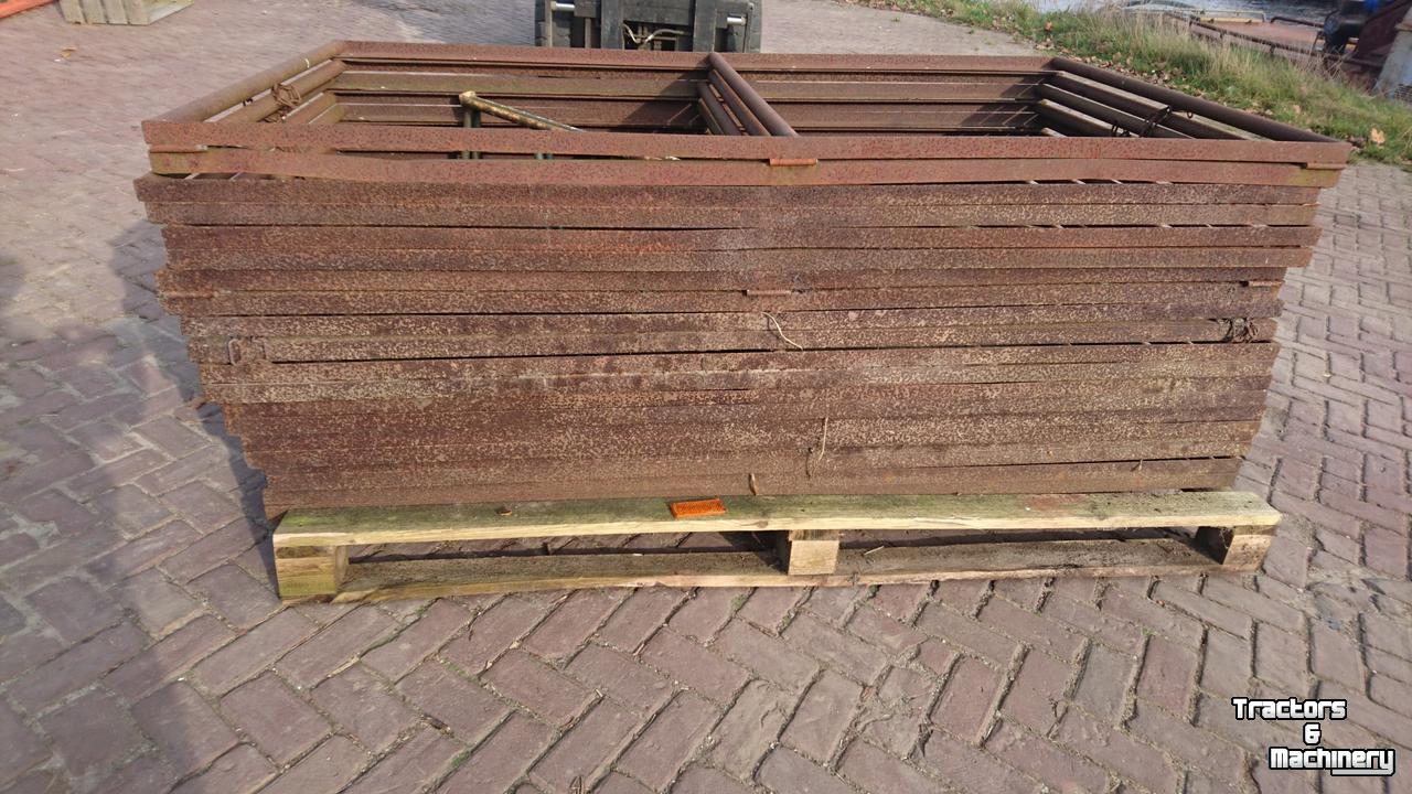 Pièces d‘occasion diverse  KLAPSCHRAAG 200X110