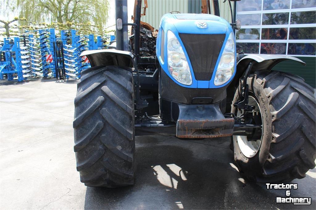 Tracteur New Holland T7000 Series