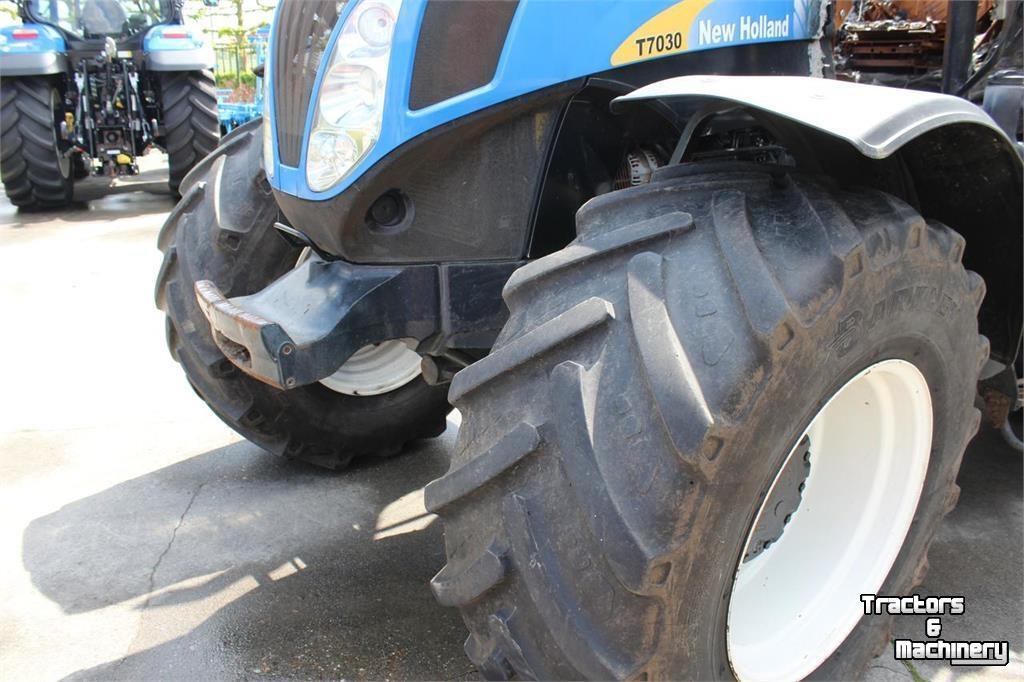 Tracteur New Holland T7000 Series