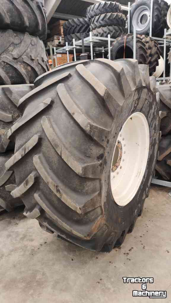 Roues, Pneus, Jantes, Barillets Jumelage New Holland 800/65R32 Michelin XM28