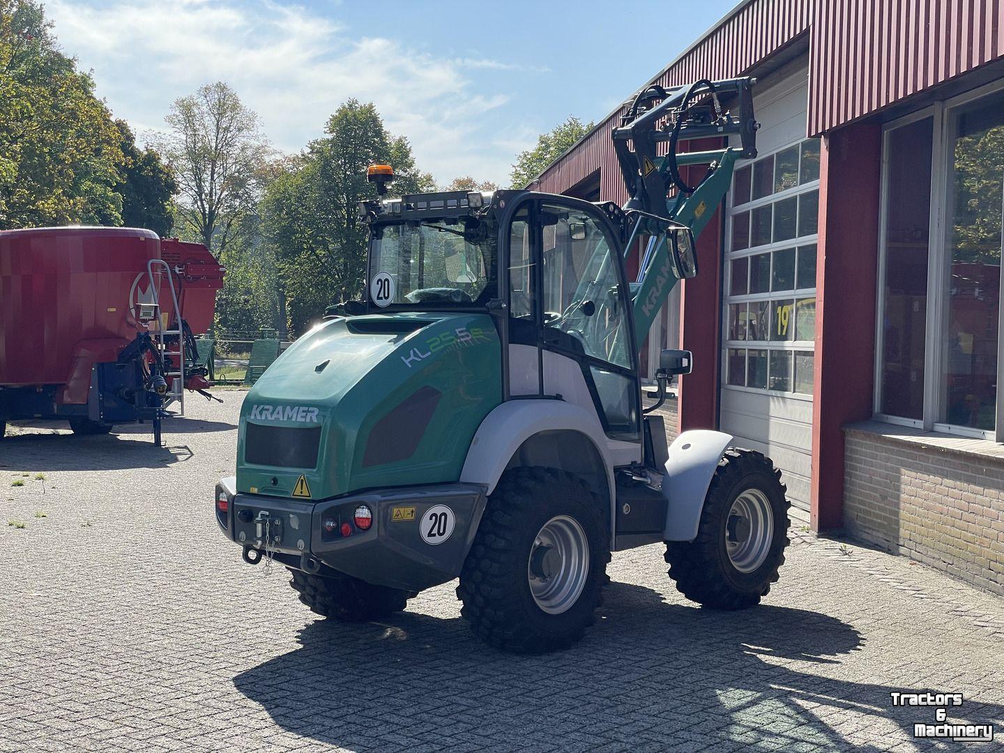 Chargeuse sur pneus Kramer KL25.5e