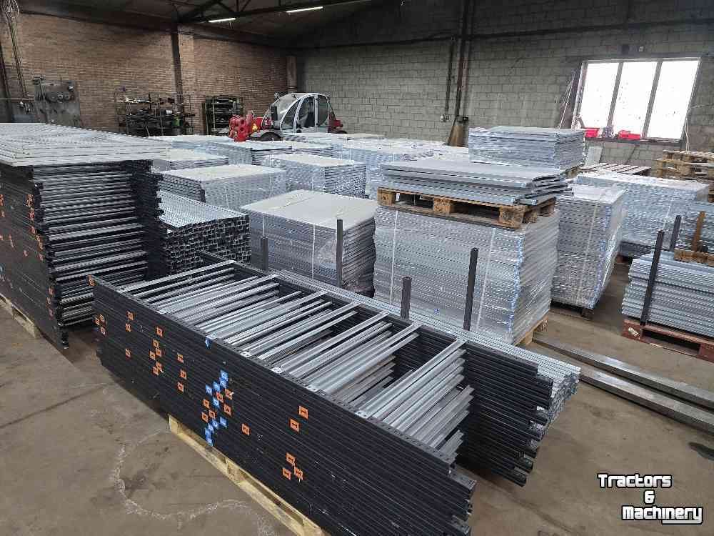 Rayonnage d‘entrepôt / Rayonnage de magasin  magazijn rek /stelling