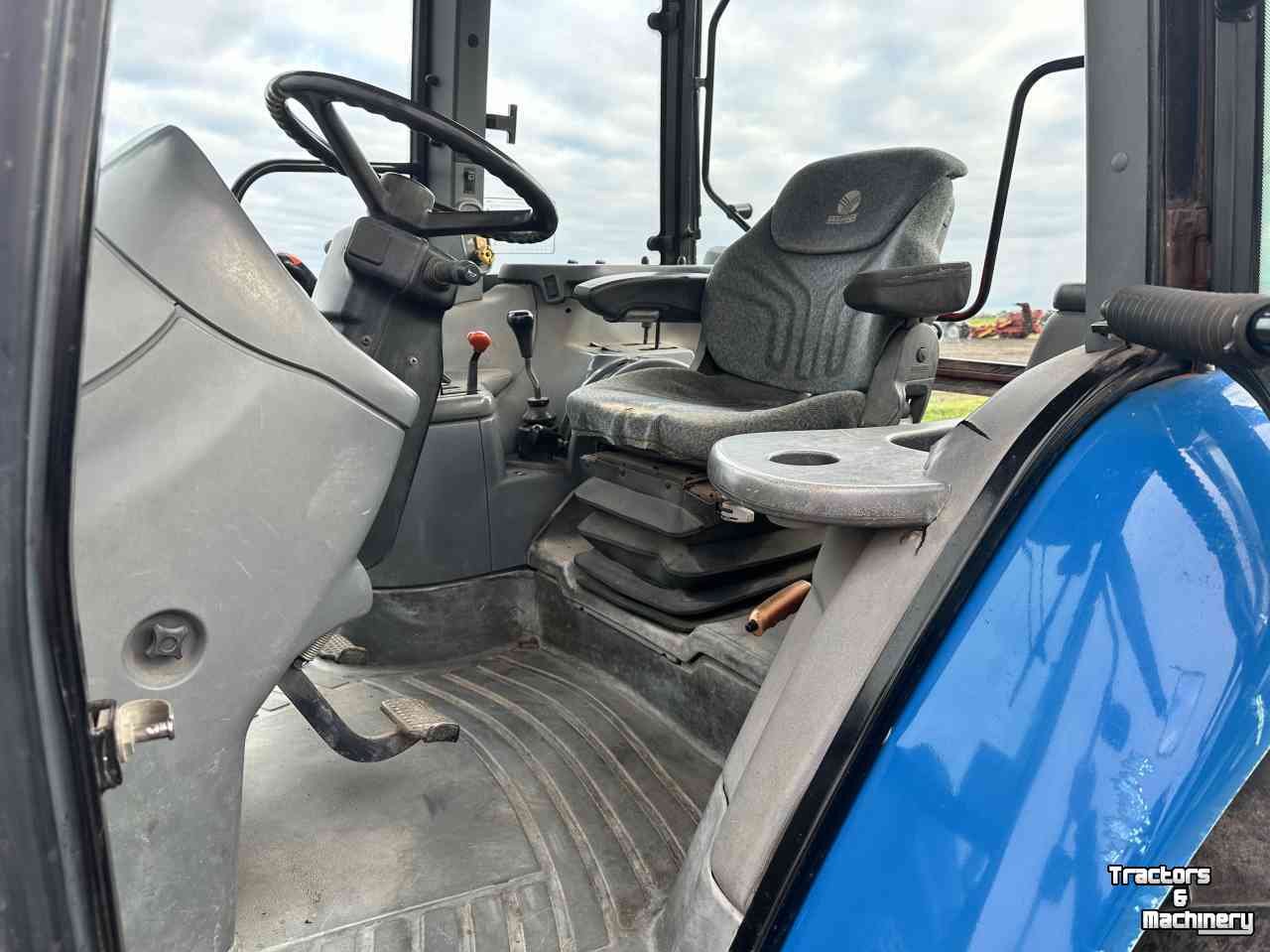 Tracteur New Holland TS90