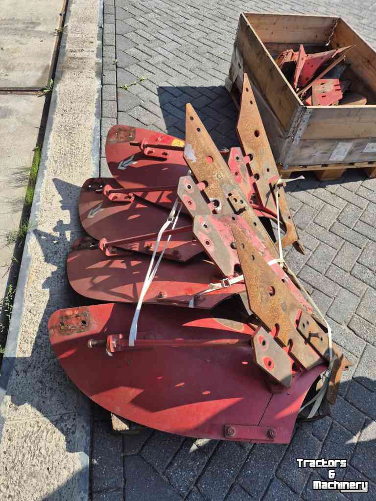 Charrues Kverneland LB 100-200 Complete risters