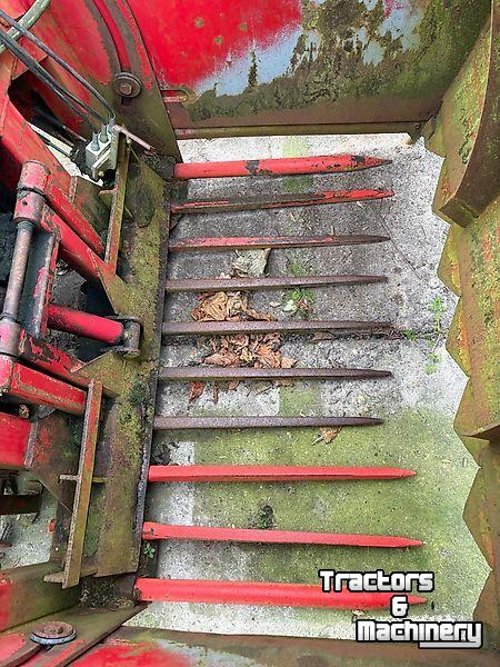 Coupe-blocs d'ensilage Redrock HA 140