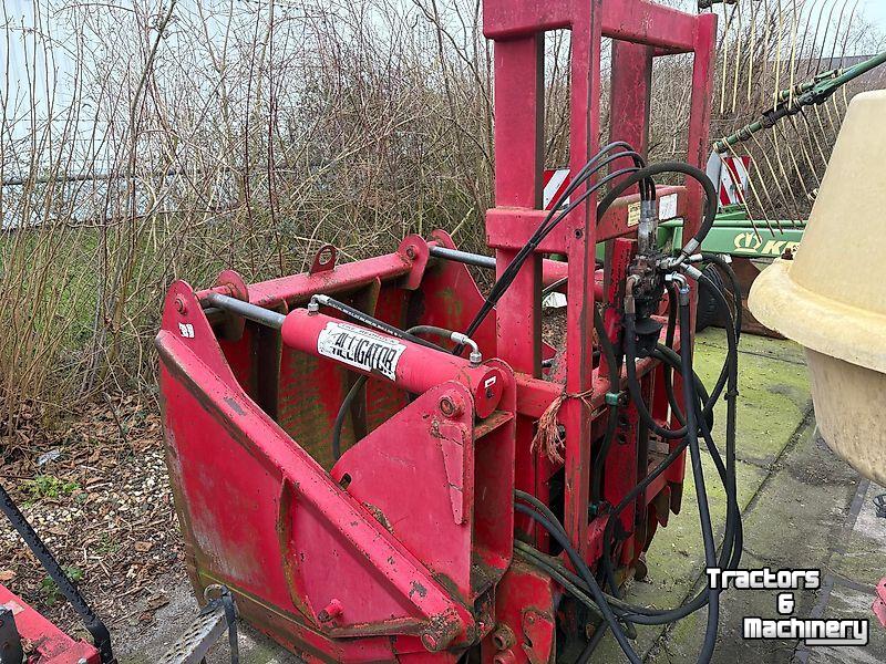 Coupe-blocs d'ensilage Redrock HA 140
