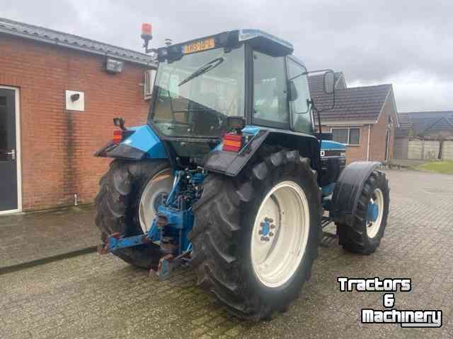Tracteurs Ford 8240 Powerstar SLE 6 cilinder airco