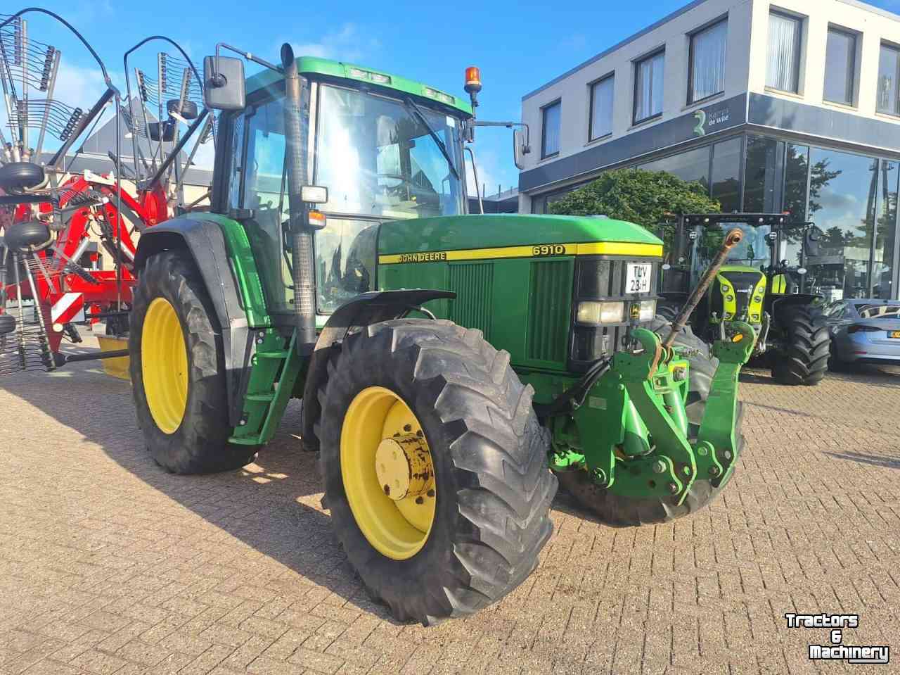 Tracteur John Deere 6910 Auto Power