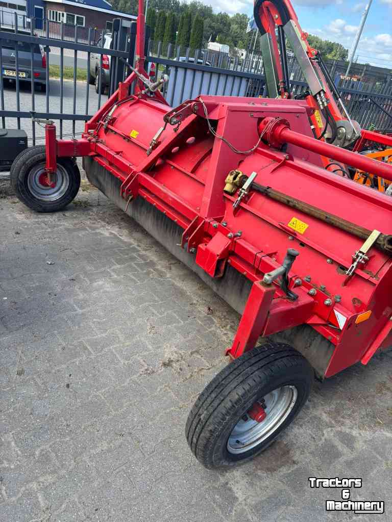 Broyeur de fanes Grimme KS75-4