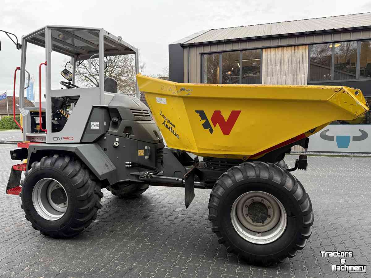 Tombereau sur pneus Wacker Neuson DV 90 dumper