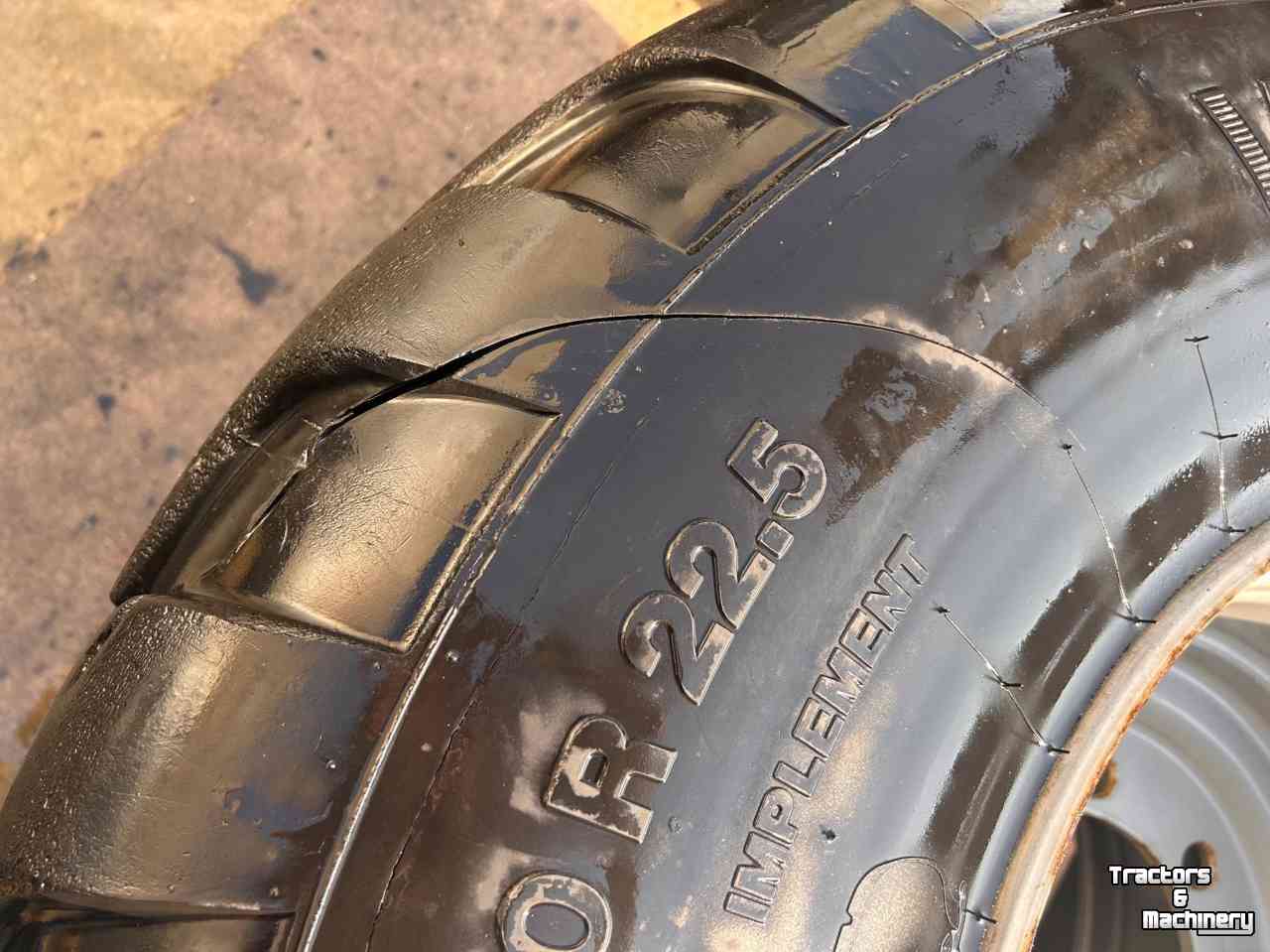 Roues, Pneus, Jantes, Barillets Jumelage Vredestein 620/50R22.5 Flotation Pro 75%