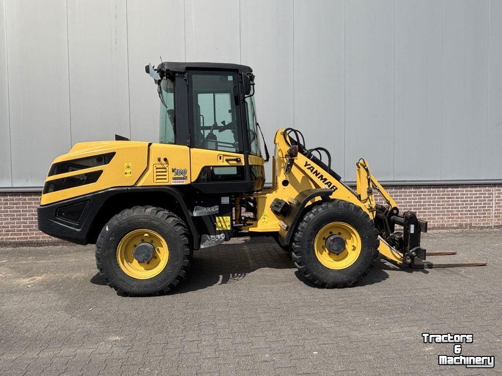 Chargeuse sur pneus Yanmar V100