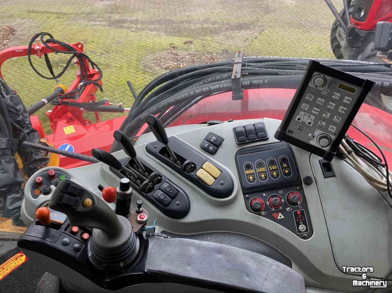 Tracteurs MF 7480 Dyna VT