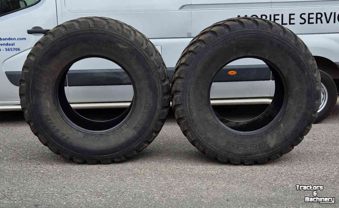 Roues, Pneus, Jantes, Barillets Jumelage BKT 600/55R26,5 BKT RIDMAX FL693M