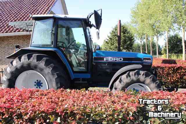 Tracteur Ford 8340 SLE
