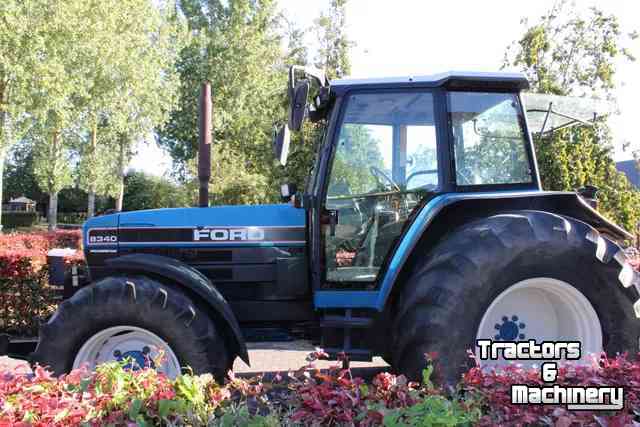 Tracteur Ford 8340 SLE