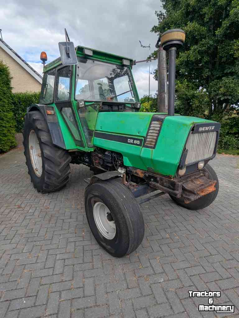 Tracteur Deutz-Fahr DX 85