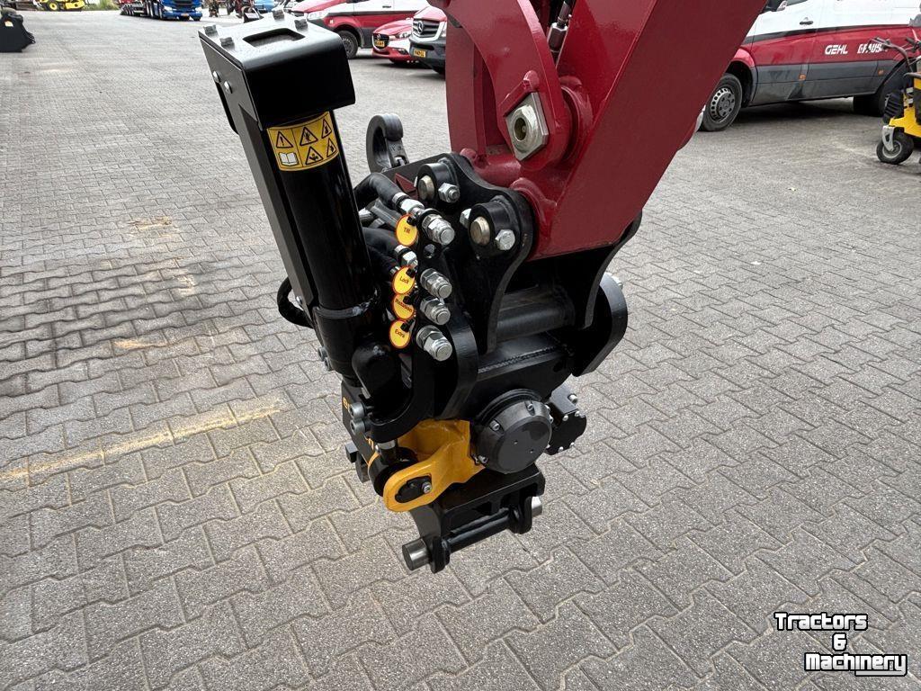 Rotateurs Engcon EC204