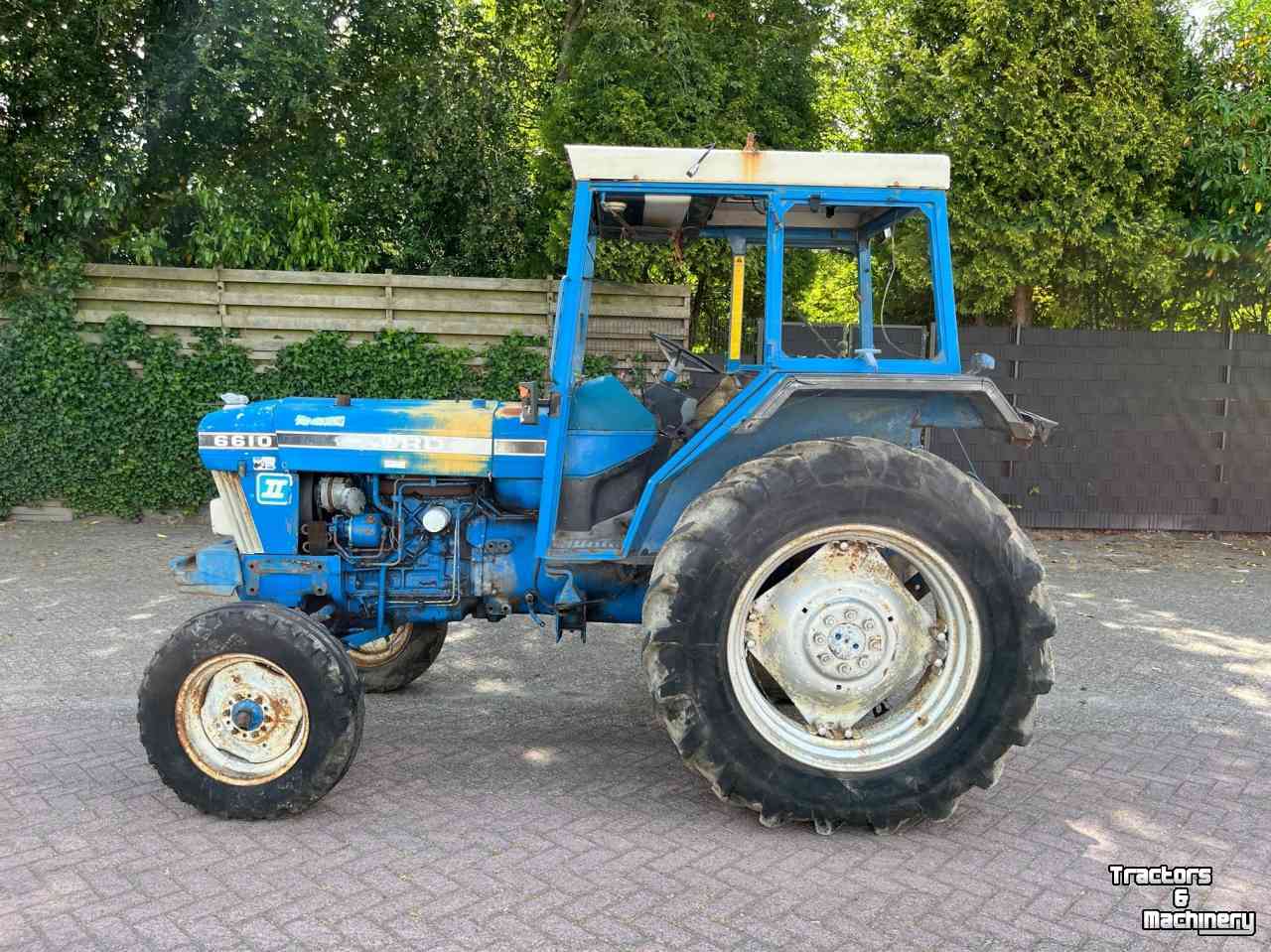 Tracteurs Ford 6610