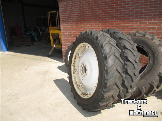 Roues, Pneus, Jantes, Barillets Jumelage  Onbekend