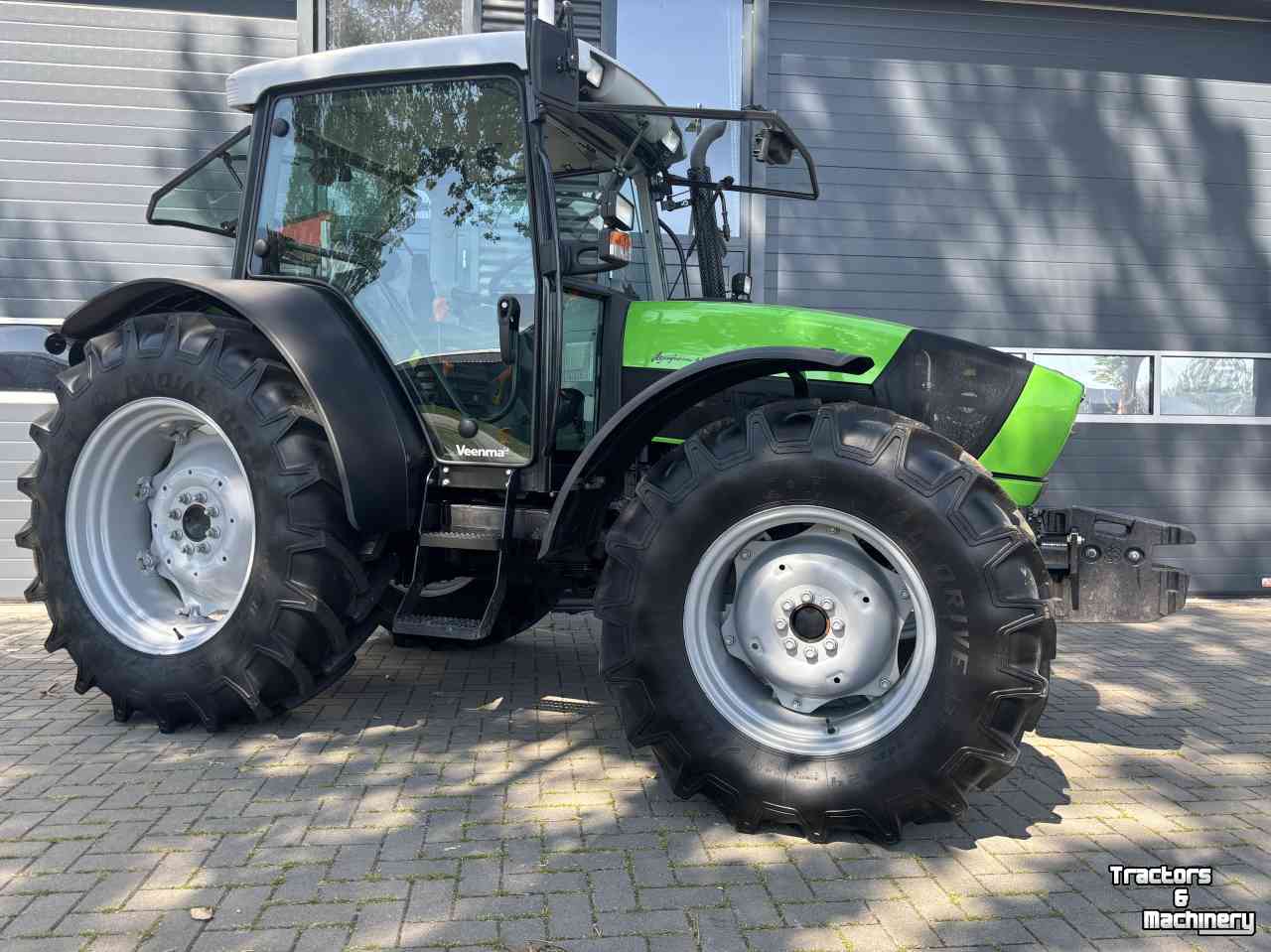 Tracteur Deutz-Fahr Agrofarm 410
