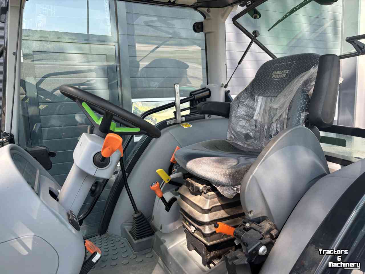 Tracteur Deutz-Fahr Agrofarm 410