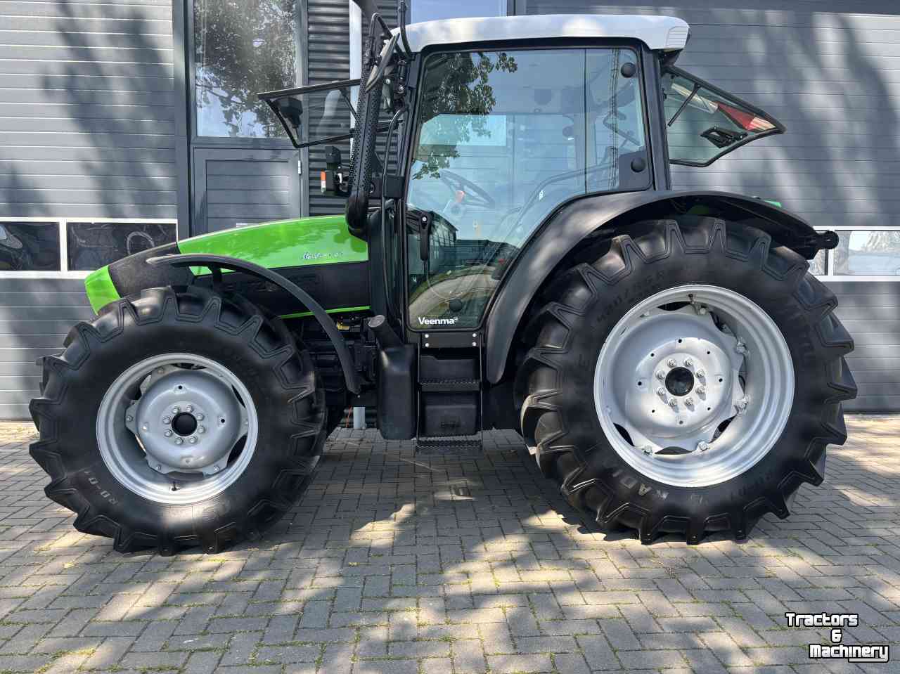 Tracteur Deutz-Fahr Agrofarm 410
