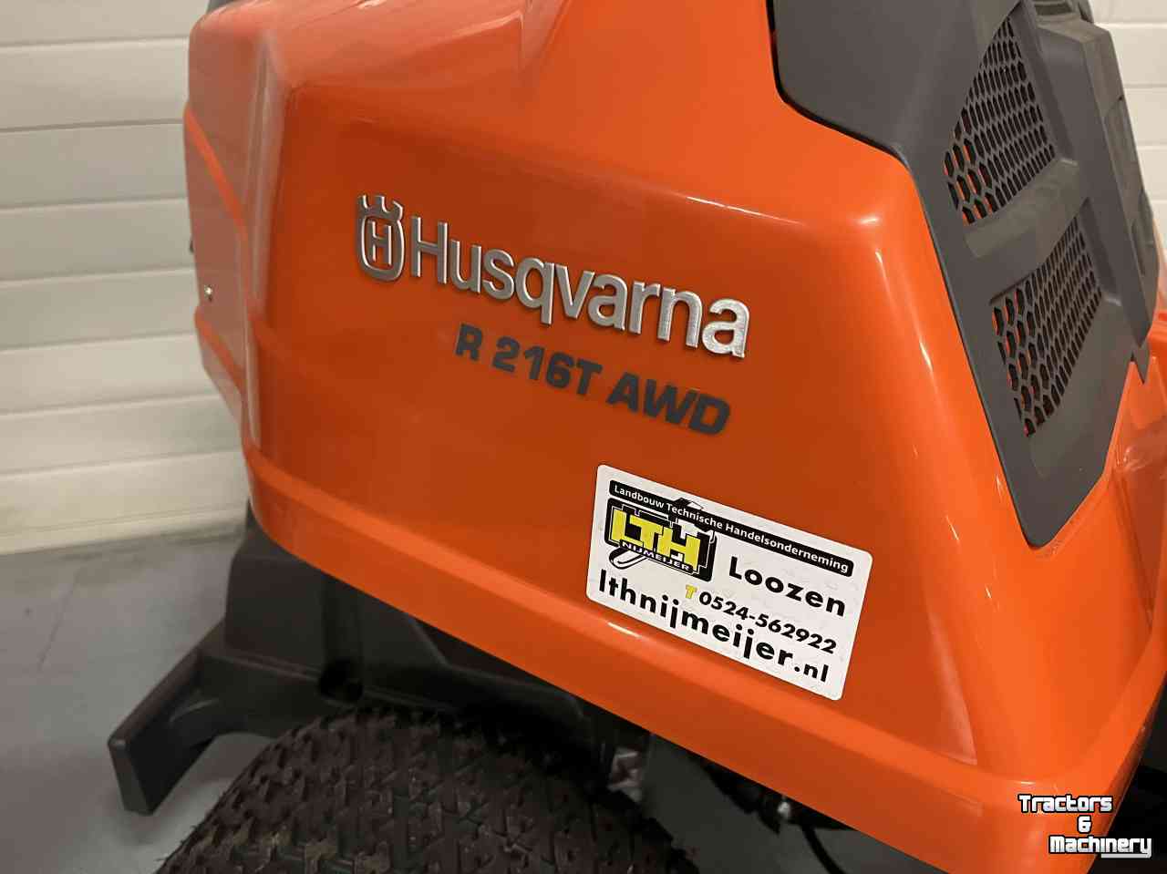 Tracteur Tondeuse Autoporté Husqvarna Husqvarna R216T AWD! Nieuw!