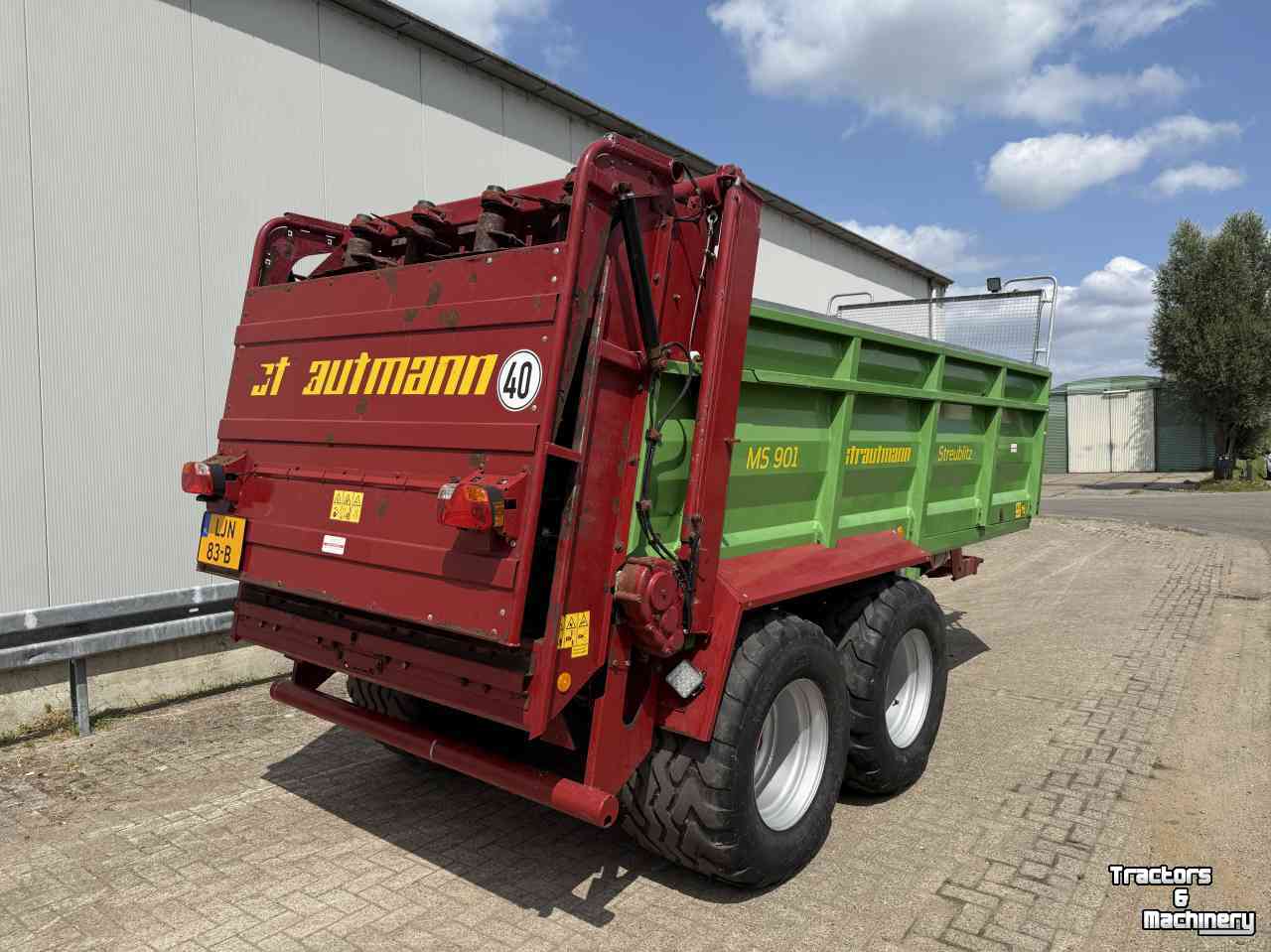 Epandeur de fumier Strautmann MS 901