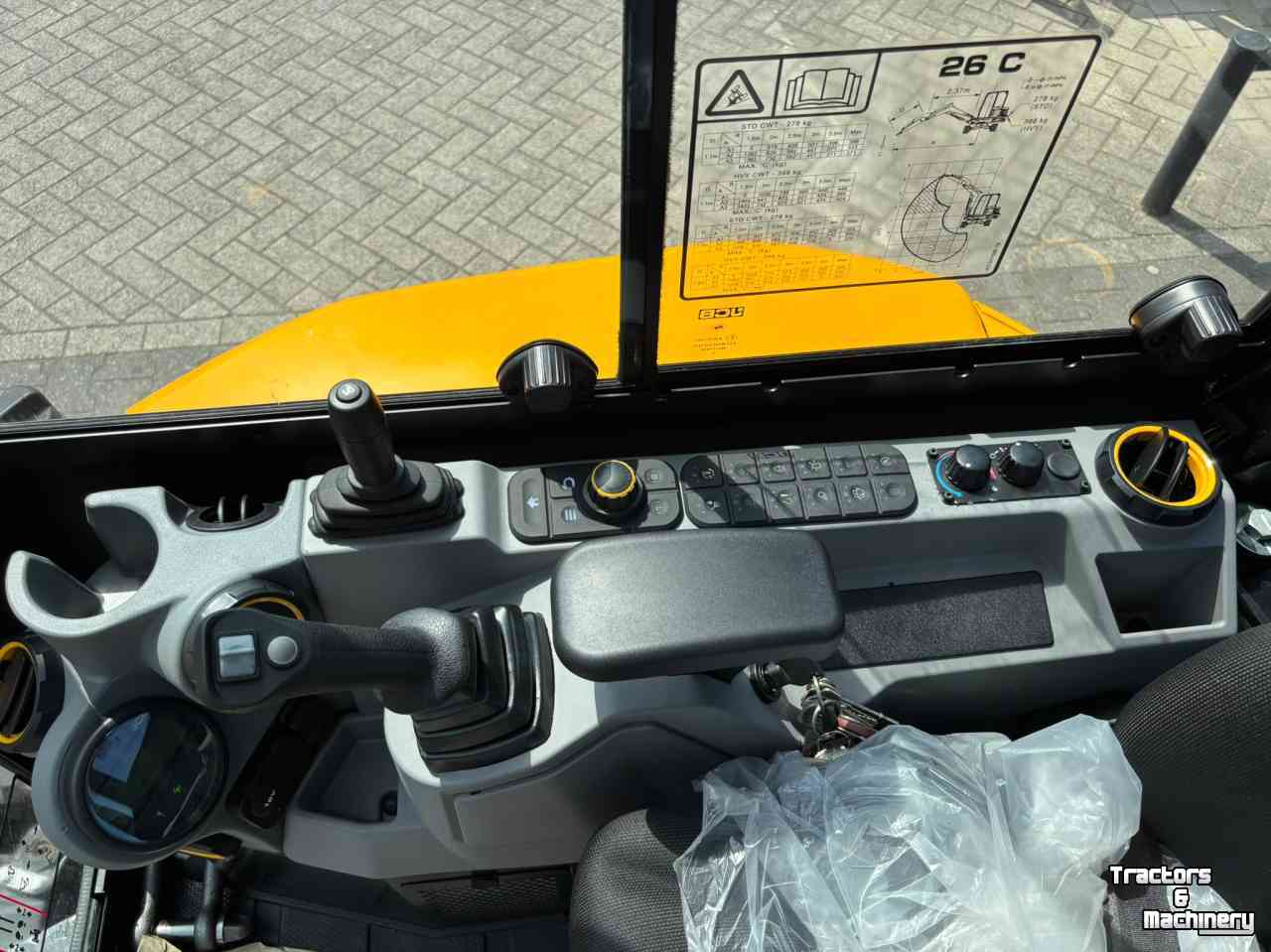 Mini pelleteuse JCB 26C