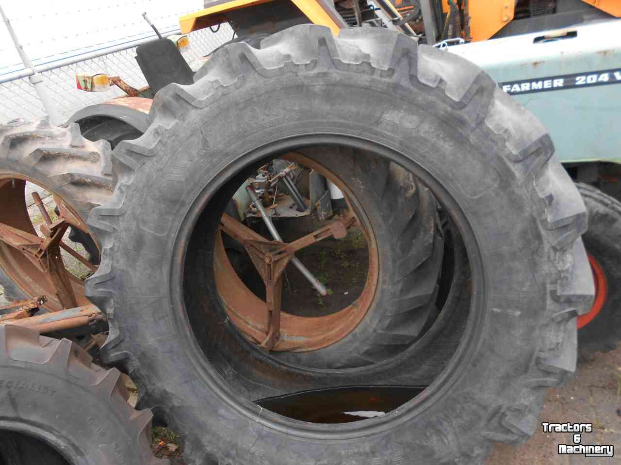 Roues, Pneus, Jantes, Barillets Jumelage Stomil 16.9r34