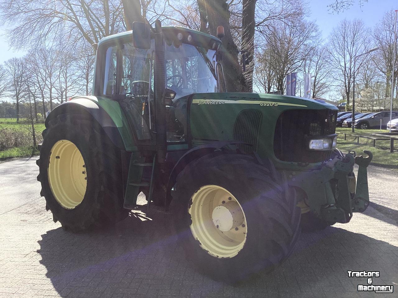 Tracteur John Deere 6920 S